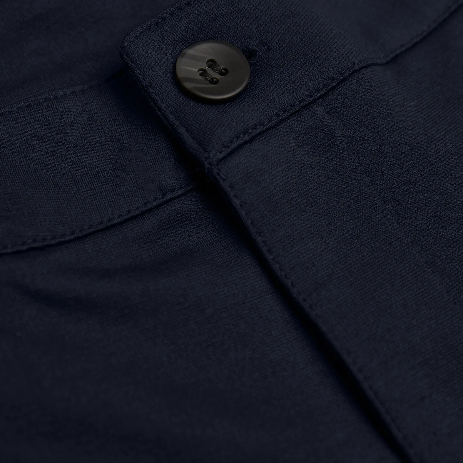 7" Navy Comfort Knit Chino Shorts