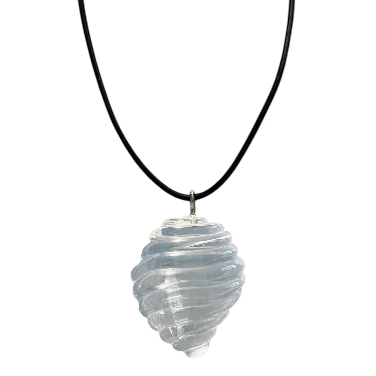 Aeria Pendant