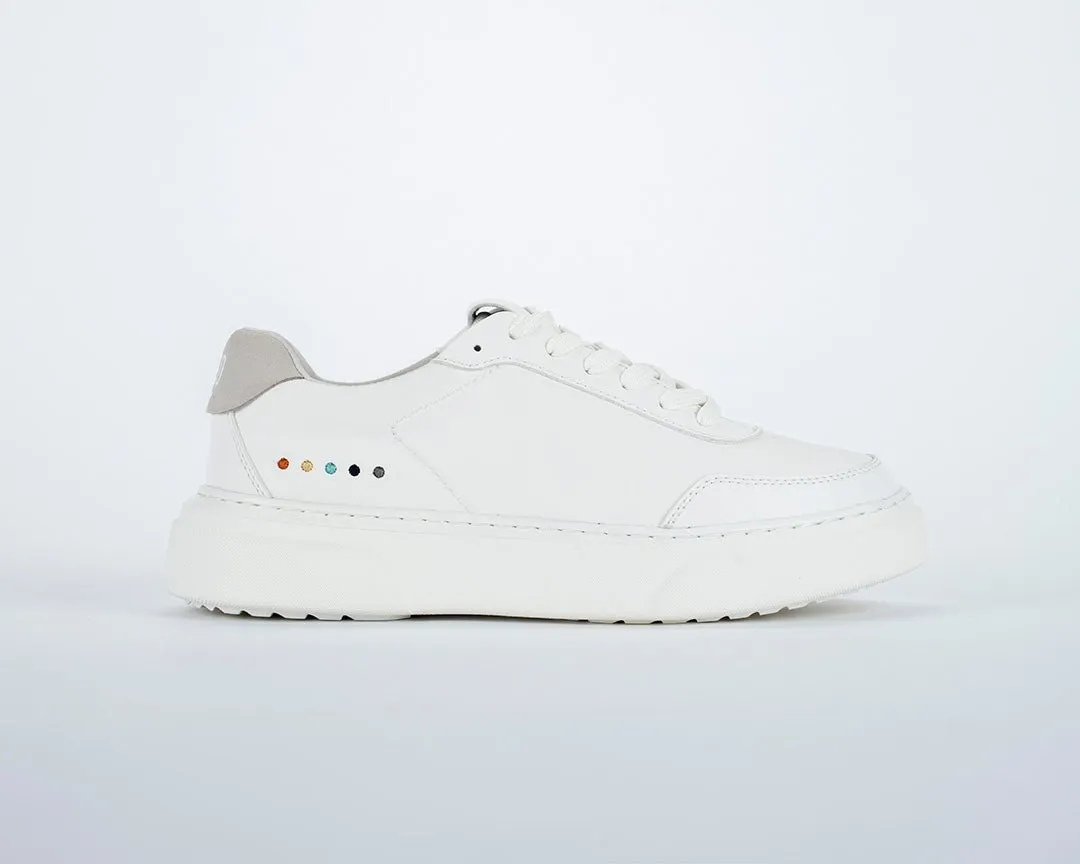 Apple Vegan Sneakers  (MIKA)
