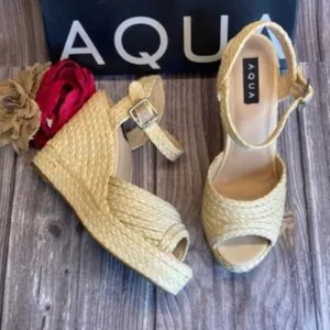 Aqua Rose Natual Raffia Wedge Espadrille Sandals  10M