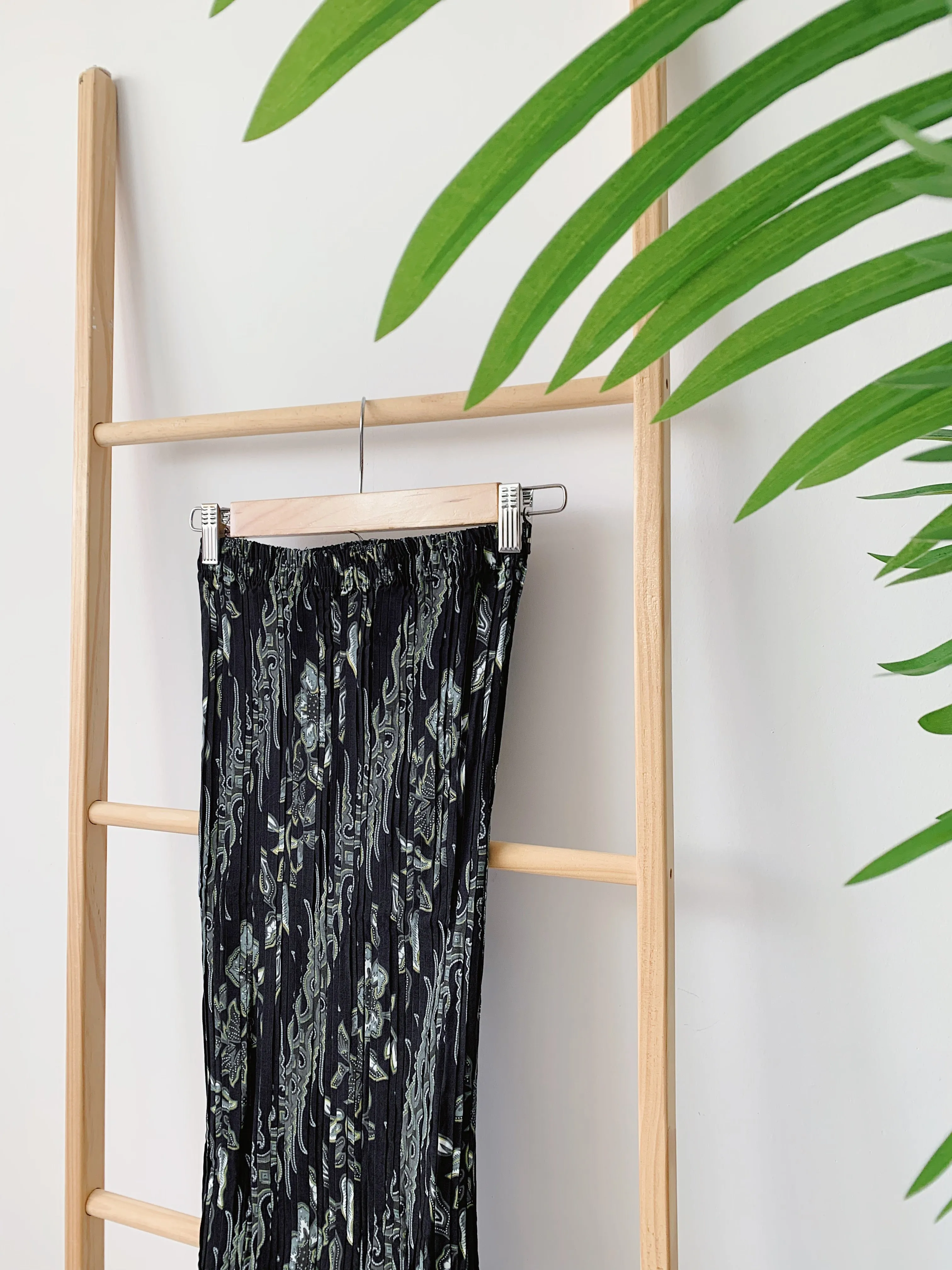 Batik Pleated Skirt - Dual Mono