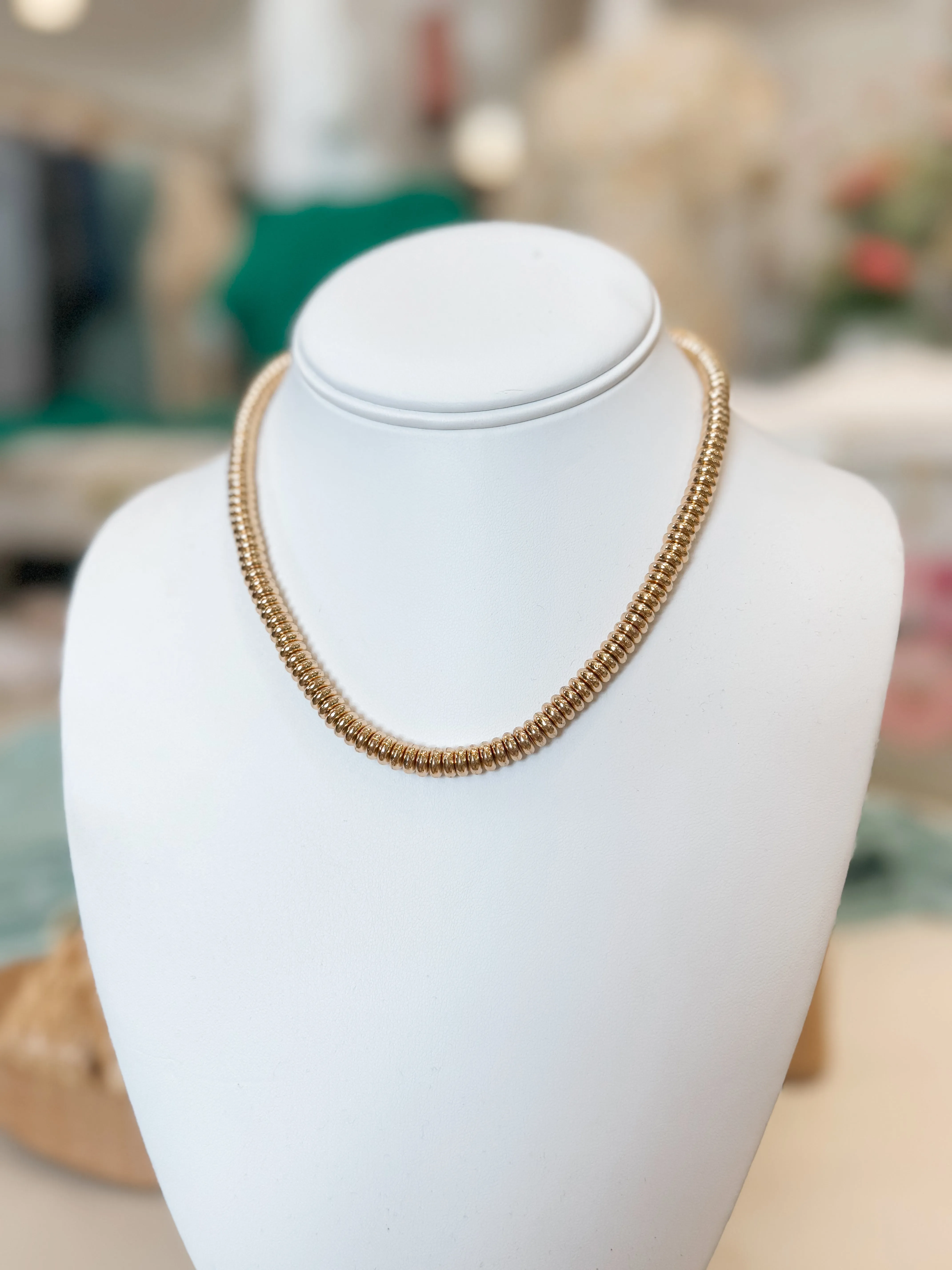 Blake Medium Necklace