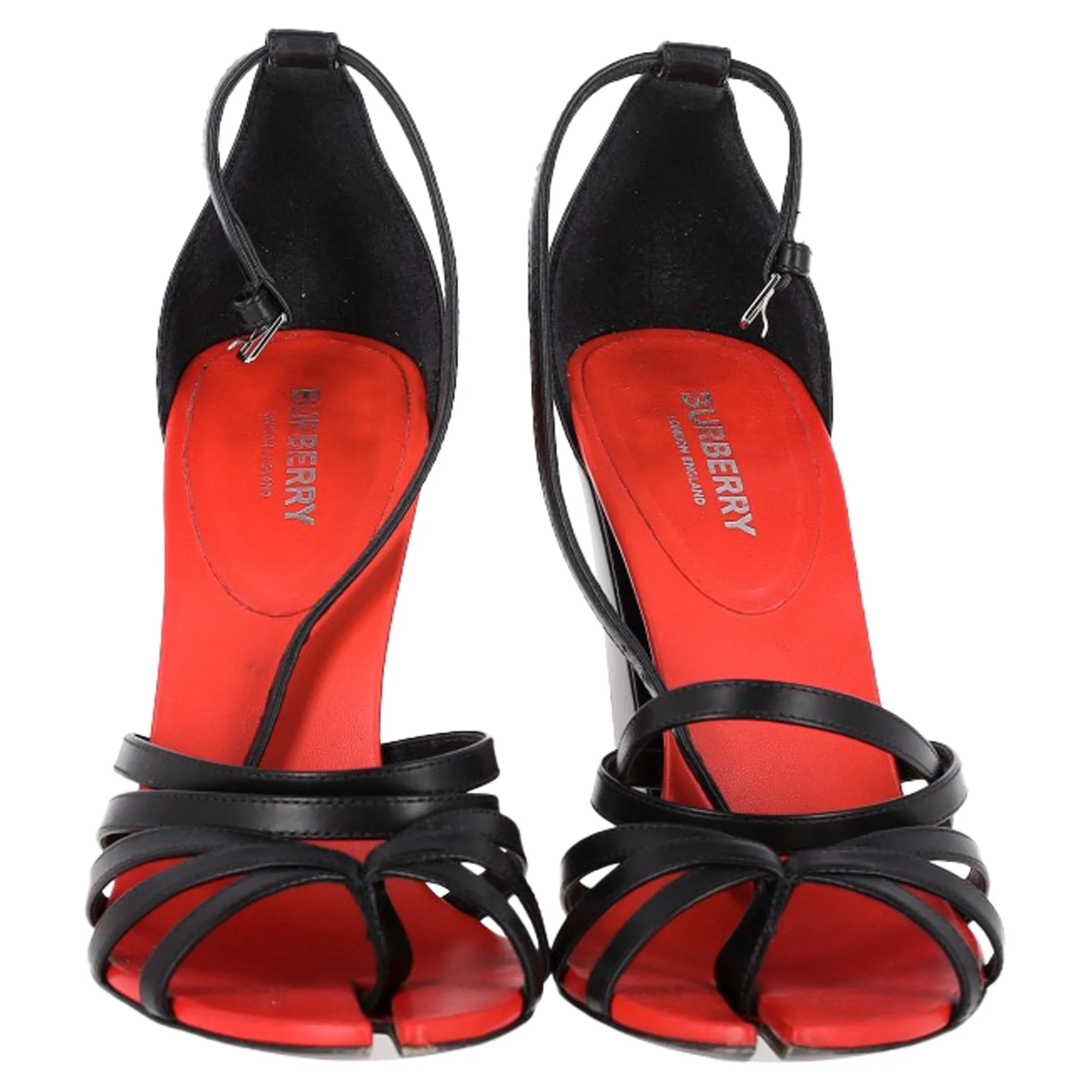 Burberry Hove Chunky Heel Thong Sandals in Black Cow Leather