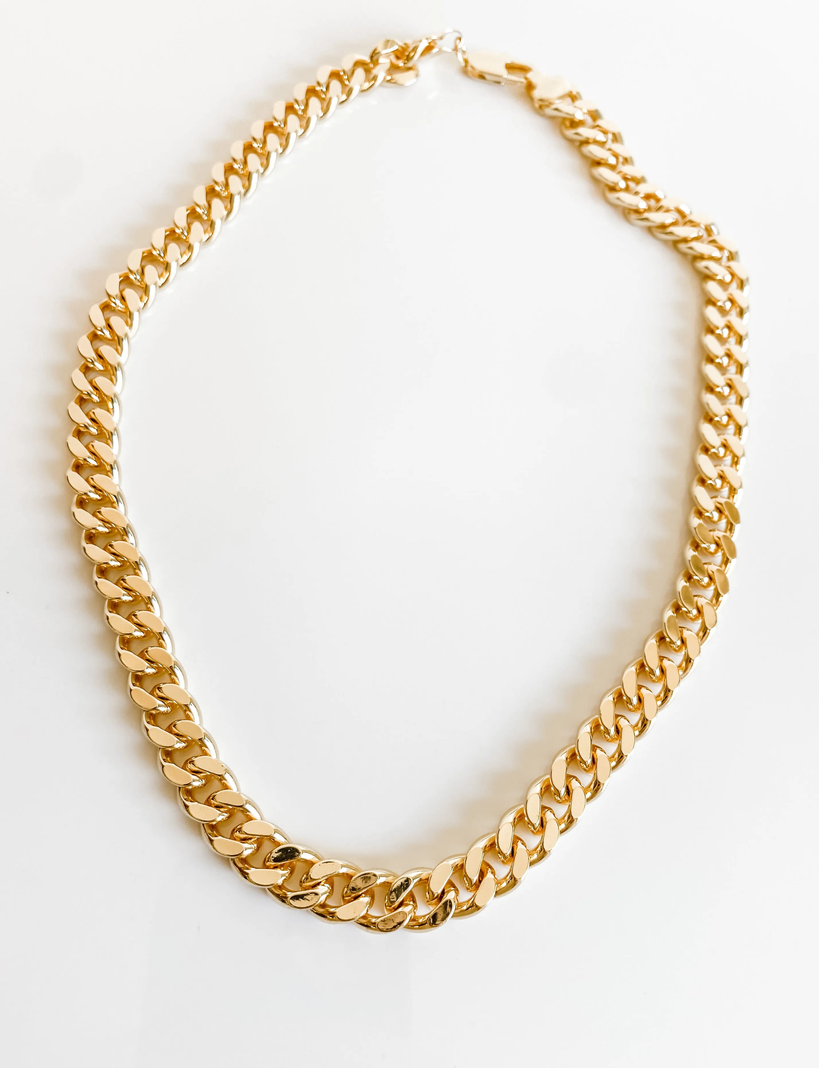 CHER CURB CHAIN