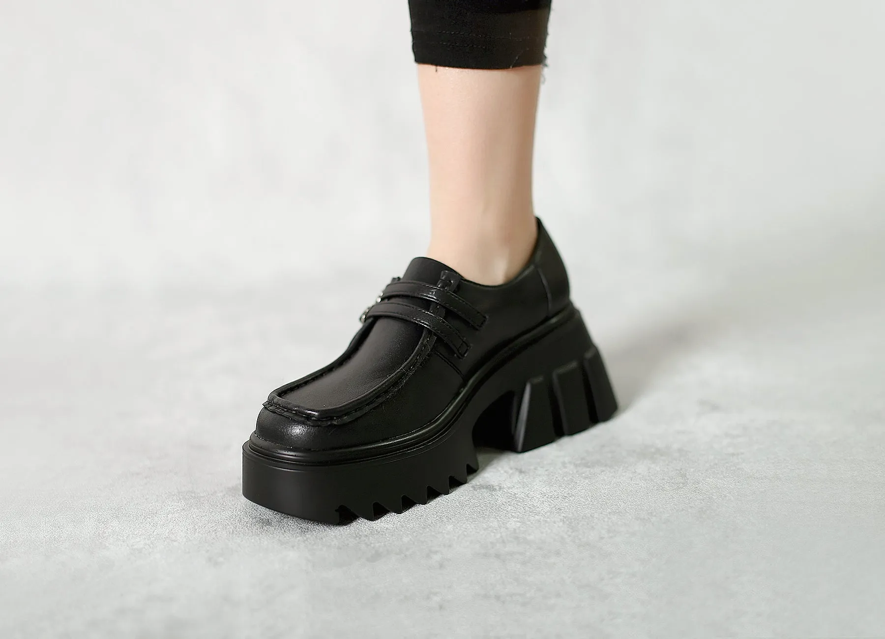 Chunky Heel Double-Buckle Loafer - Black