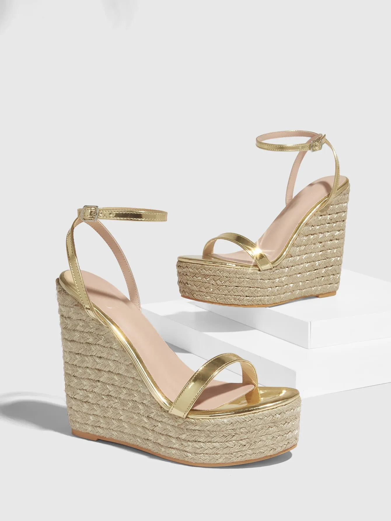CuccooWomen Metallic Ankle Strap Sandals, Vacation Silver Wedge Sandals