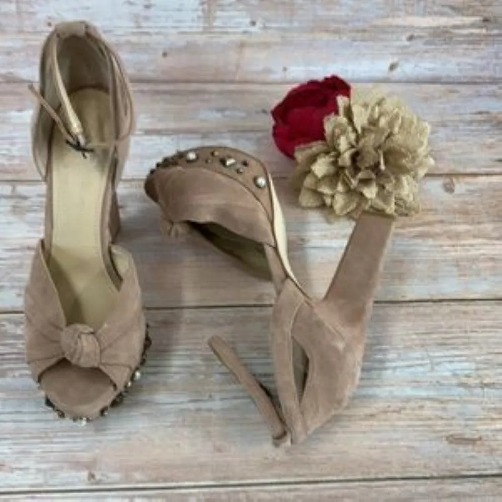GUESS Tan Leather Kenzie Studded Platform Sandals 8.5