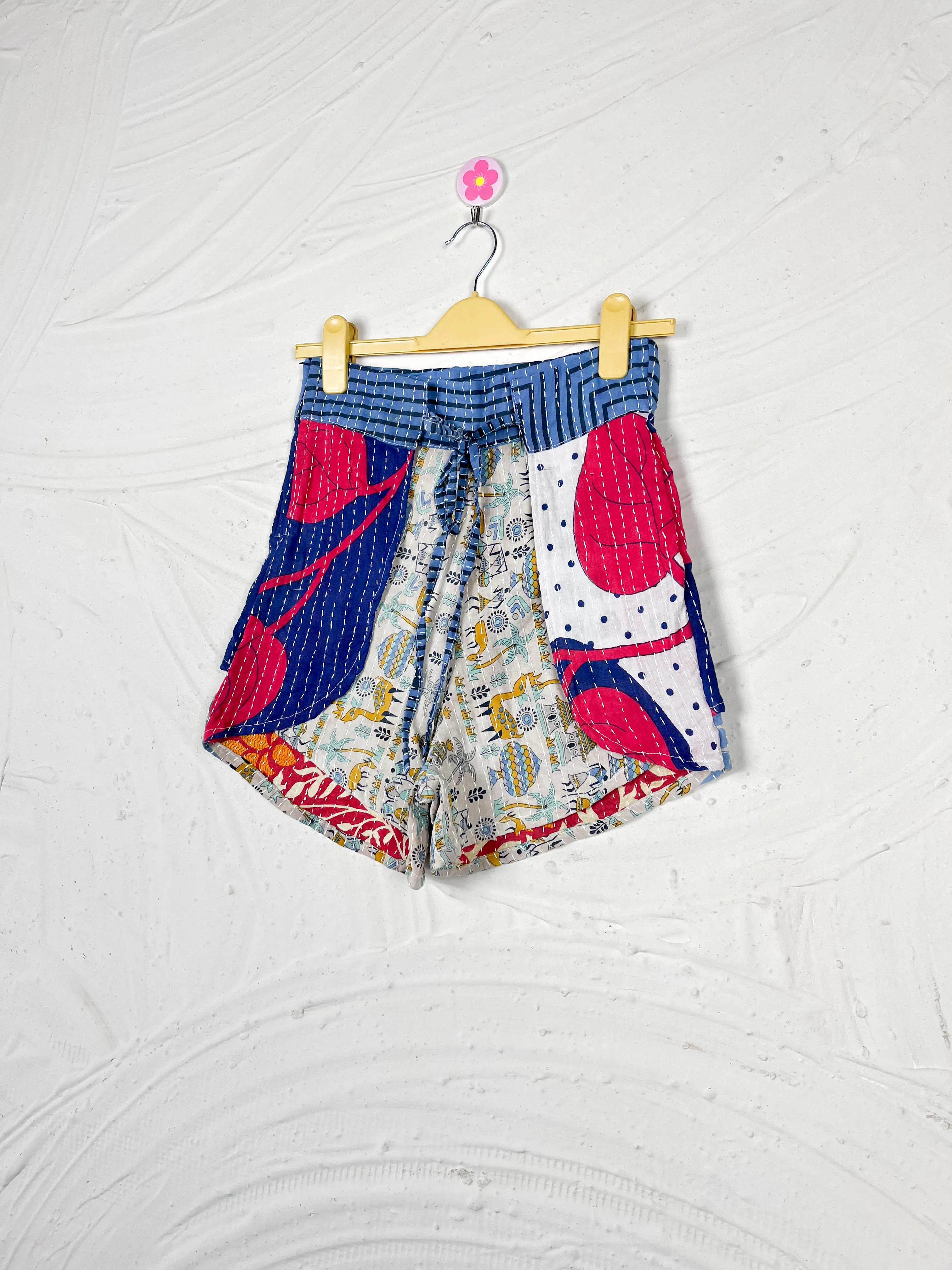 Happy Dance Shorts DCOSSH  S 30