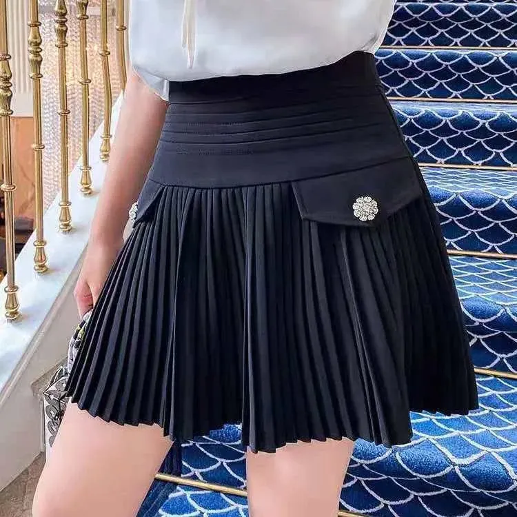 High Waist White Pleated Mini Skirt (College Style)