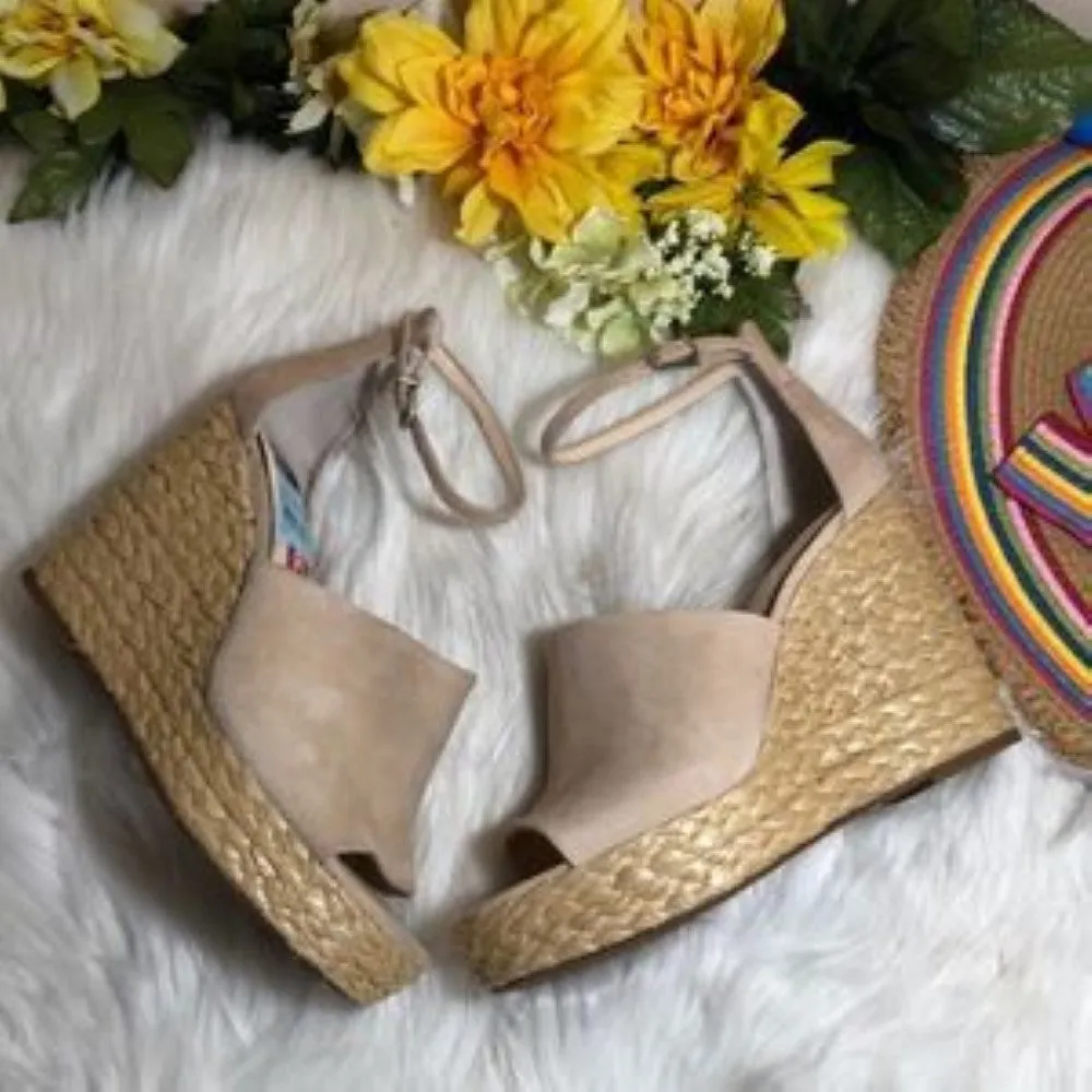 Jessica Simpson Suede Espadrille Wedge 9.5