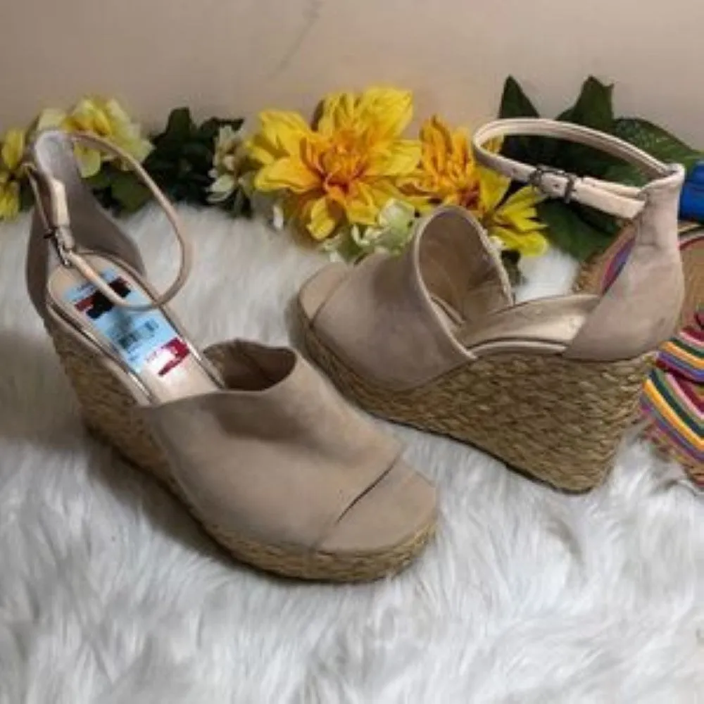 Jessica Simpson Suede Espadrille Wedge 9.5