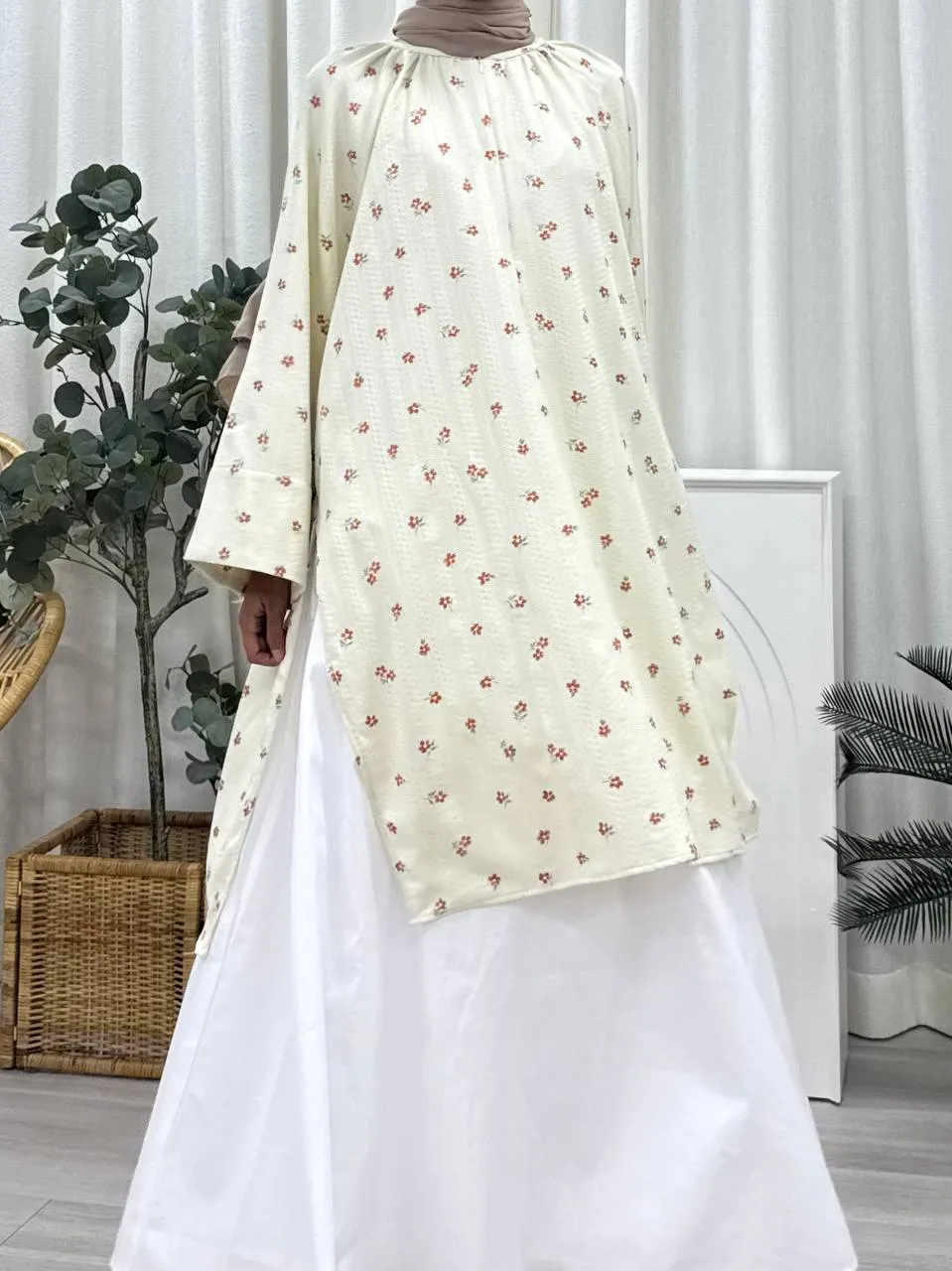 Lara Raglan Nursing Tunic