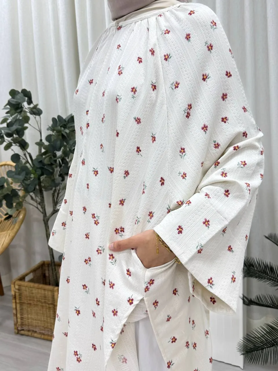 Lara Raglan Nursing Tunic