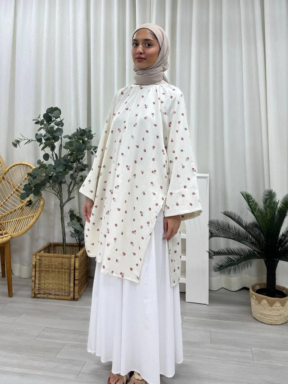 Lara Raglan Nursing Tunic