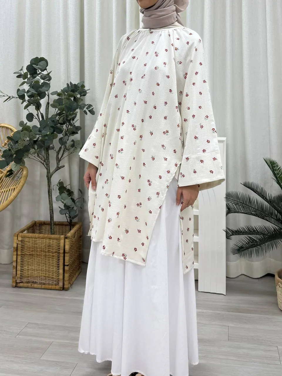 Lara Raglan Nursing Tunic