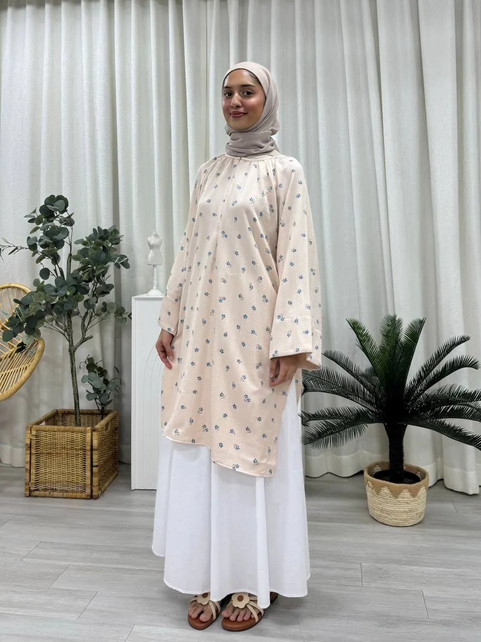 Lara Raglan Nursing Tunic