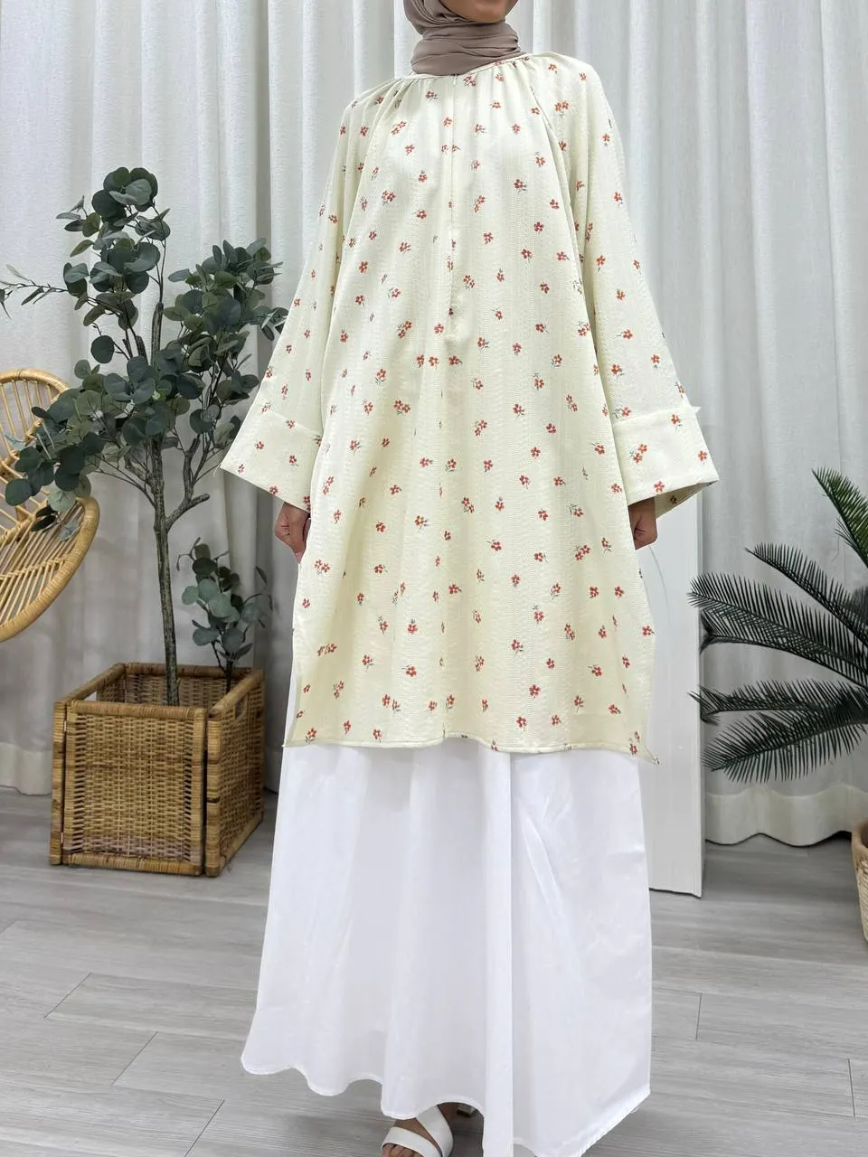 Lara Raglan Nursing Tunic
