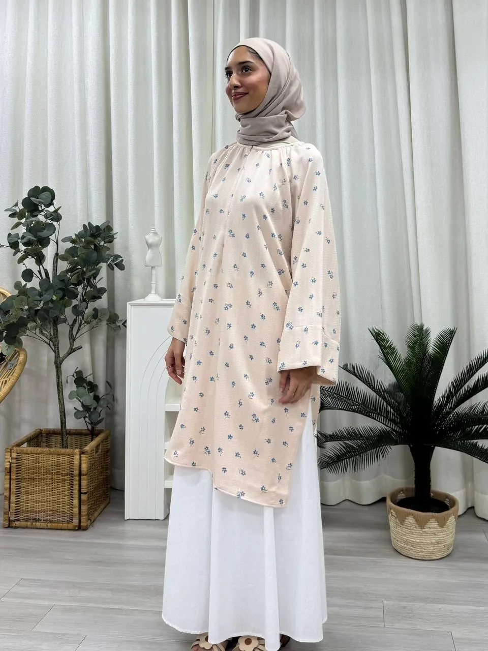 Lara Raglan Nursing Tunic