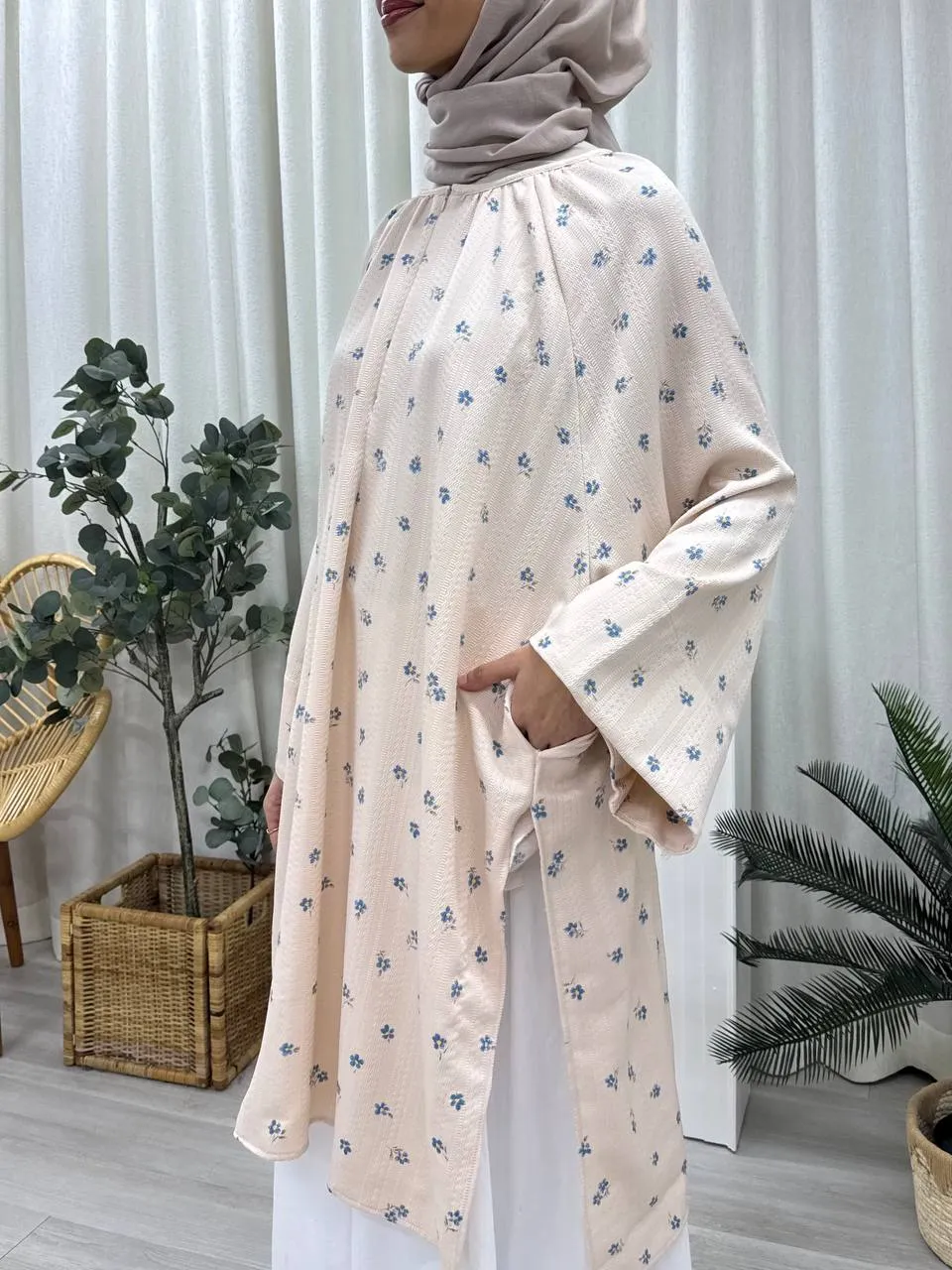Lara Raglan Nursing Tunic