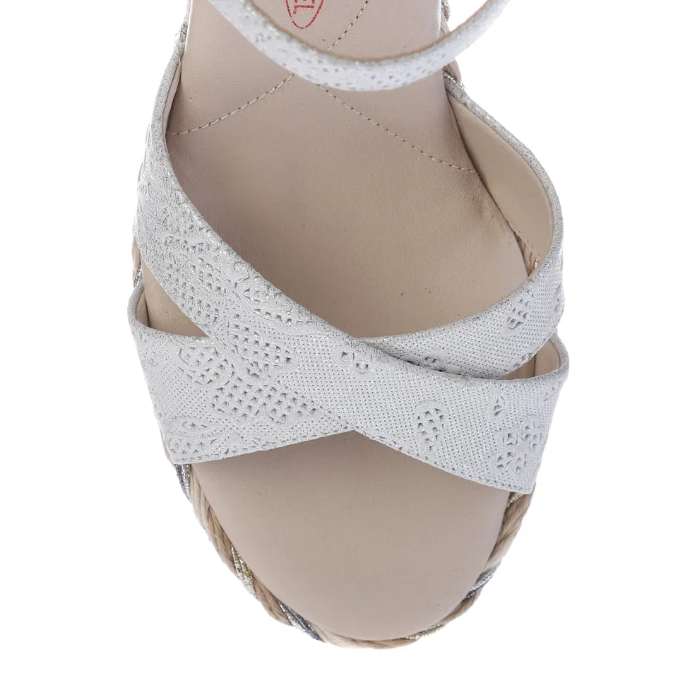 LENNY in White Mantilla *SALE ITEM* ORIGINAL PRICE: $270