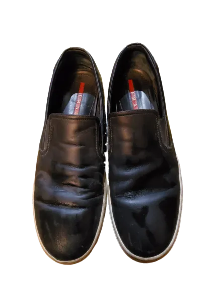 Low sneakers