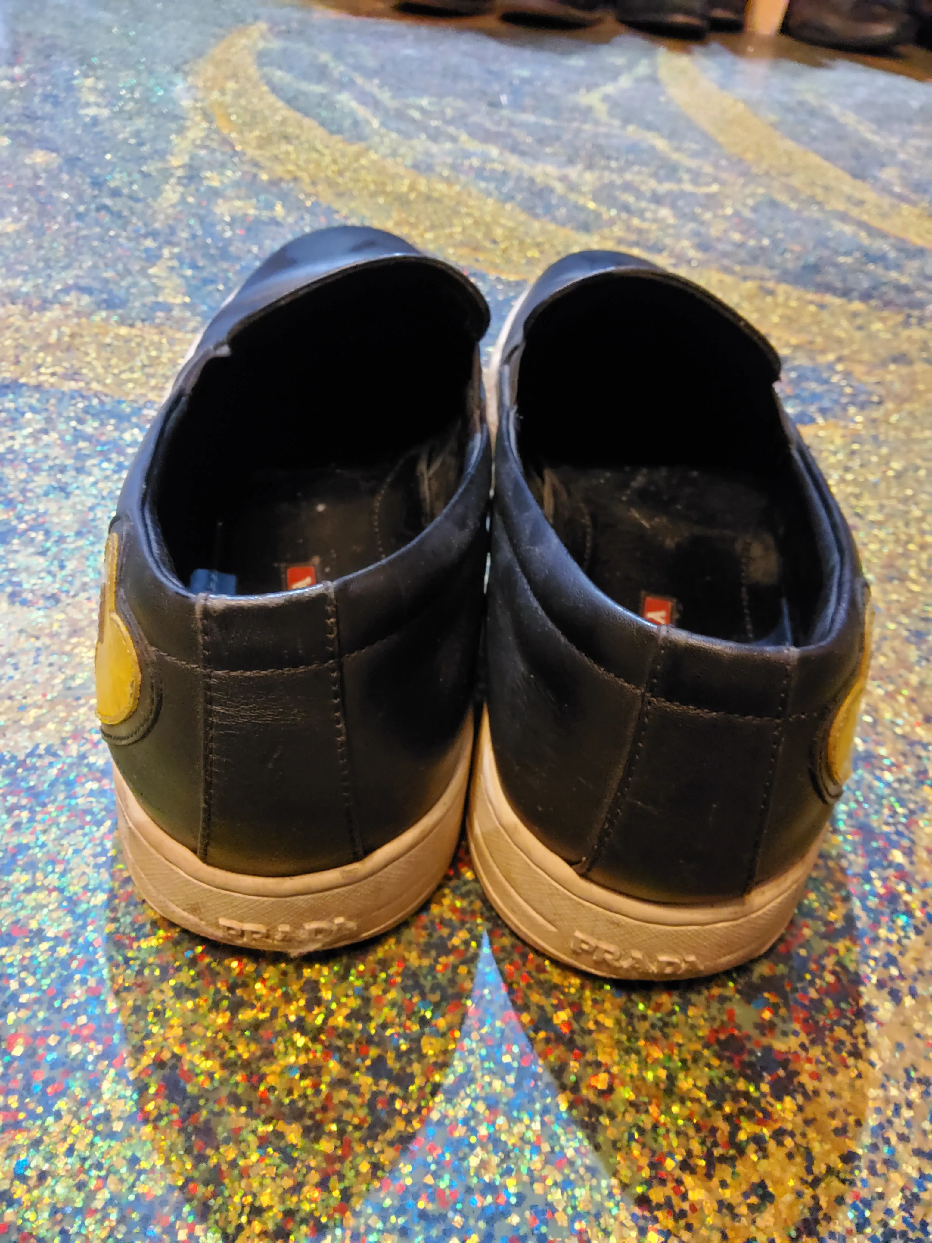 Low sneakers