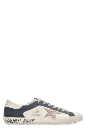 Low-top sneakers