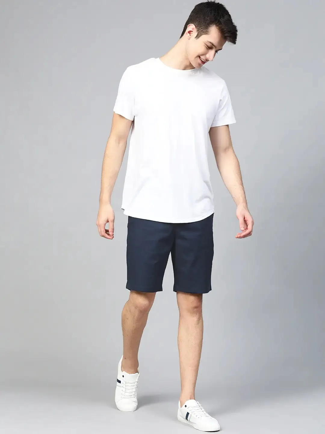 Men Navy Blue Checked Regular Fit Regular Shorts