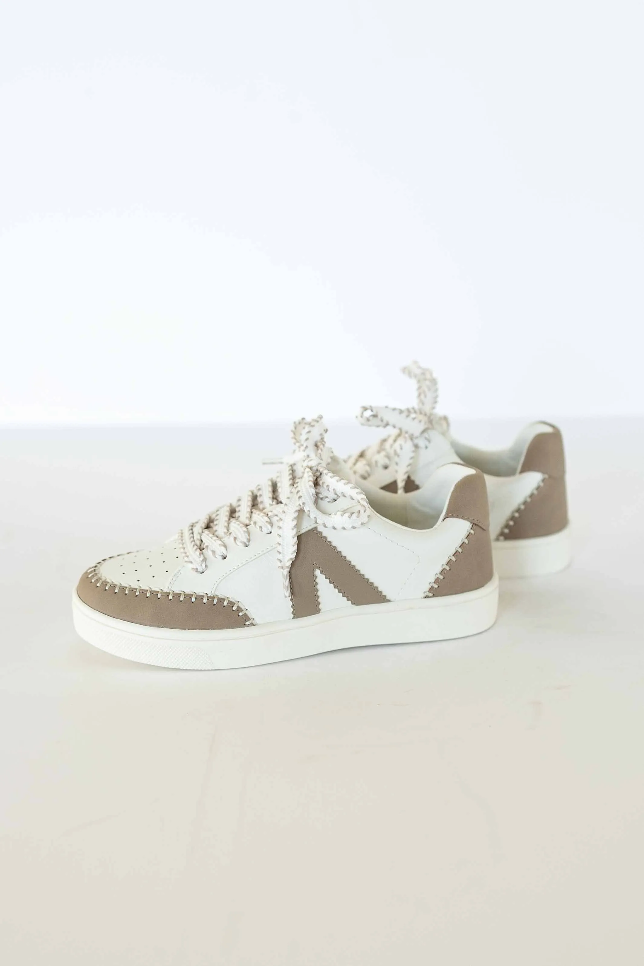 [MIA] ITZIA SNEAKERS