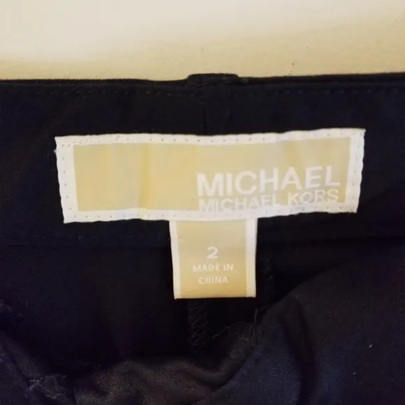 MICHAEL Michael Kors Navy Blue Signature Zipper Short 2 NWT