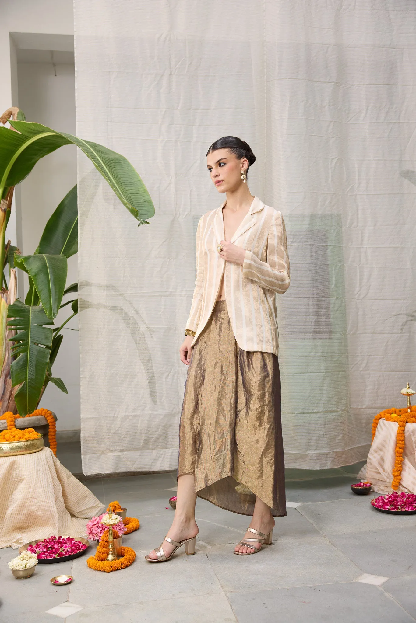 Mrunal Skirt