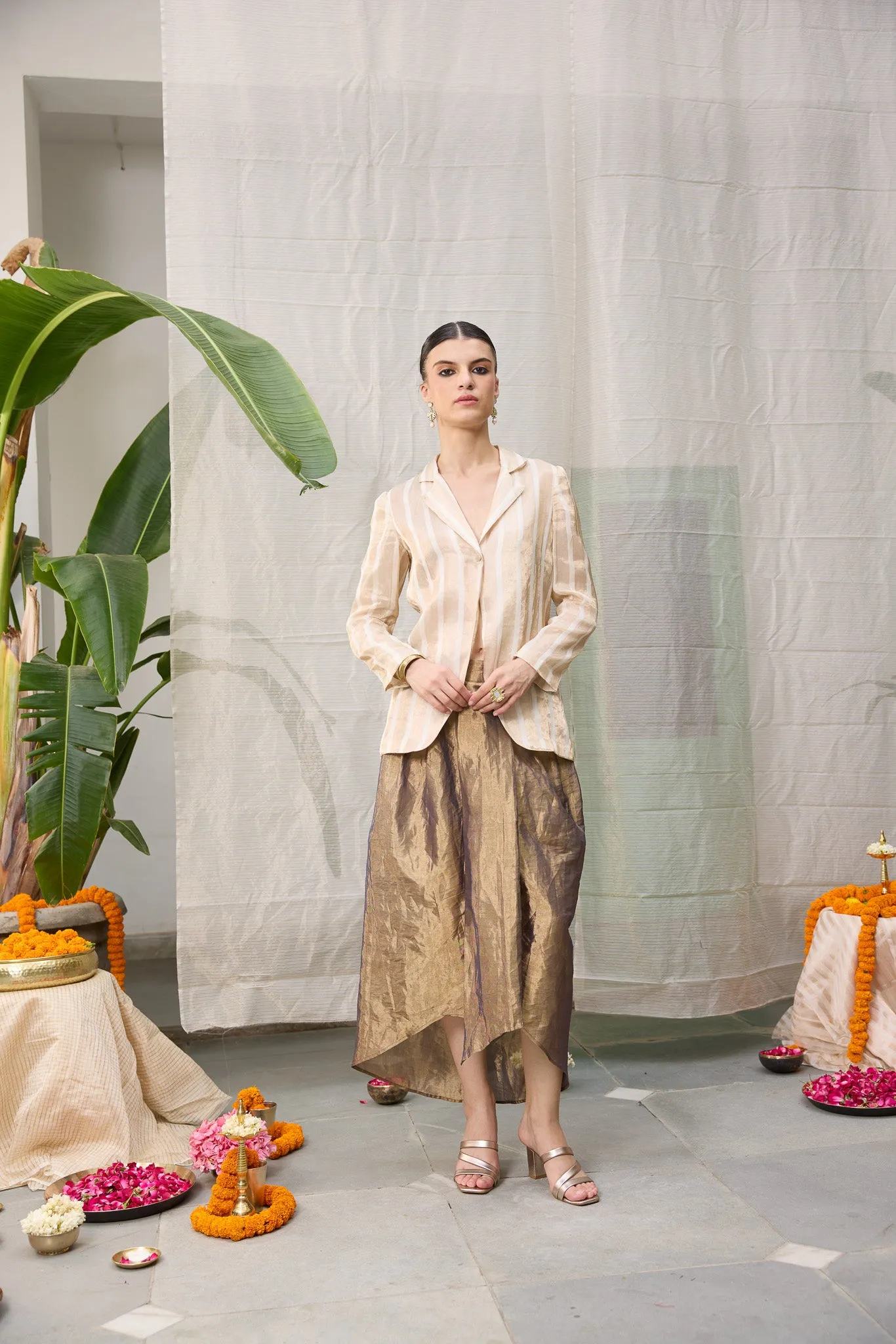 Mrunal Skirt