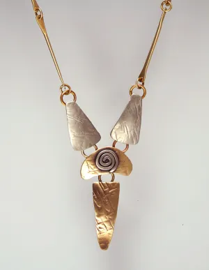 N3256 ANCIENT MUSINGS NECKLACE