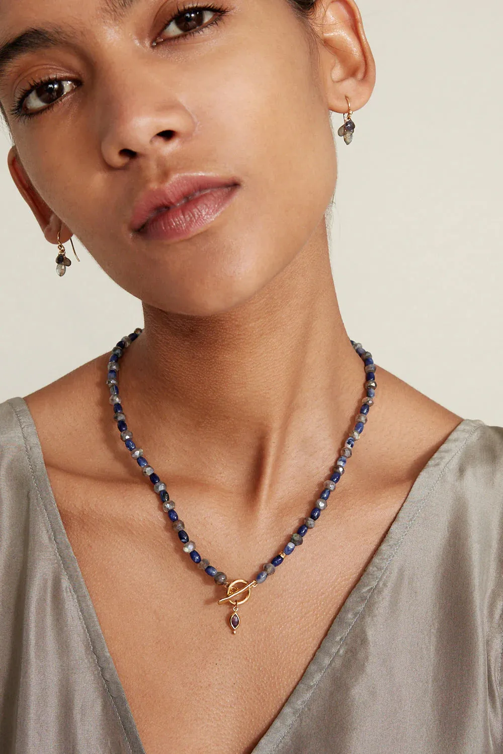 NG-15123LQ- Indira Toggle Necklace