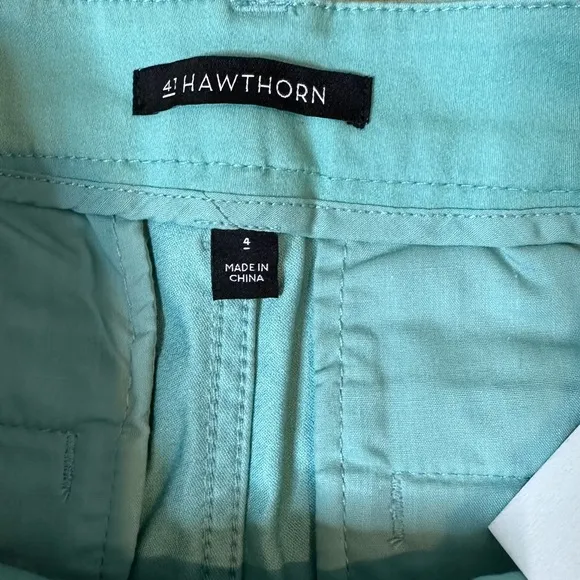 NWT 41 Hawthorn Women Regular Fit Chino Shorts Sz 4