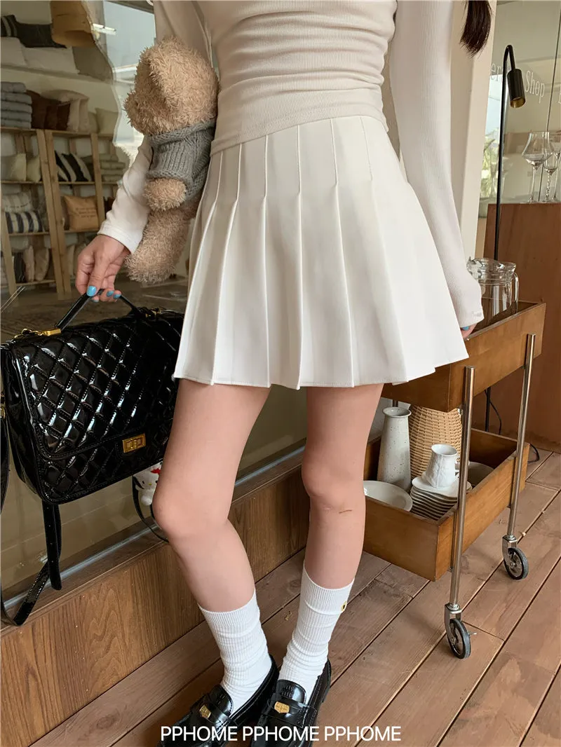 pleated commuter gray skirt