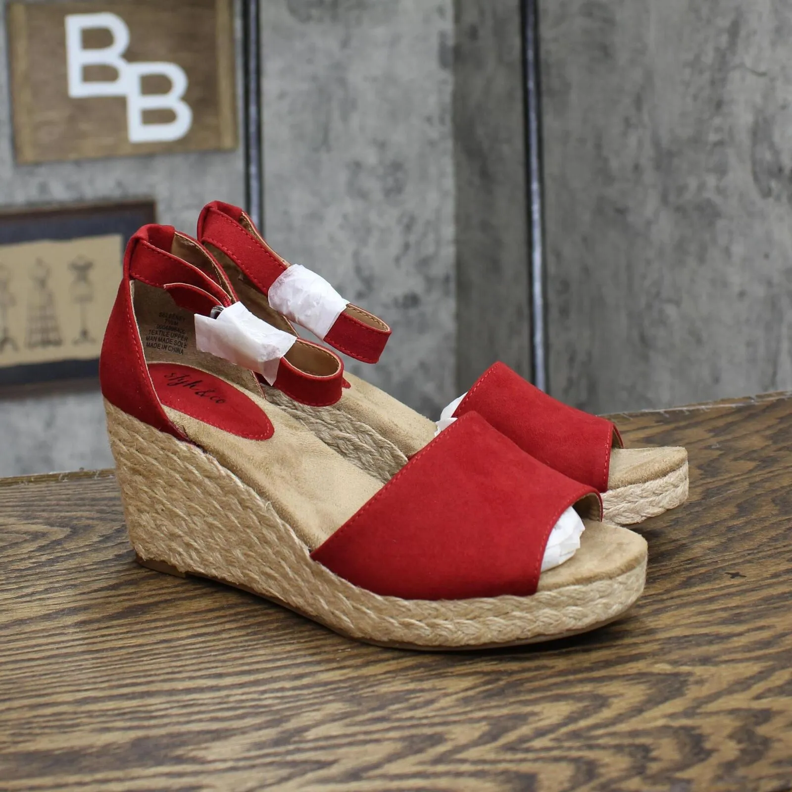 Style & Co. Womens Seleeney Faux Suede Wedge Sandals 10004896400 Red 7.5M