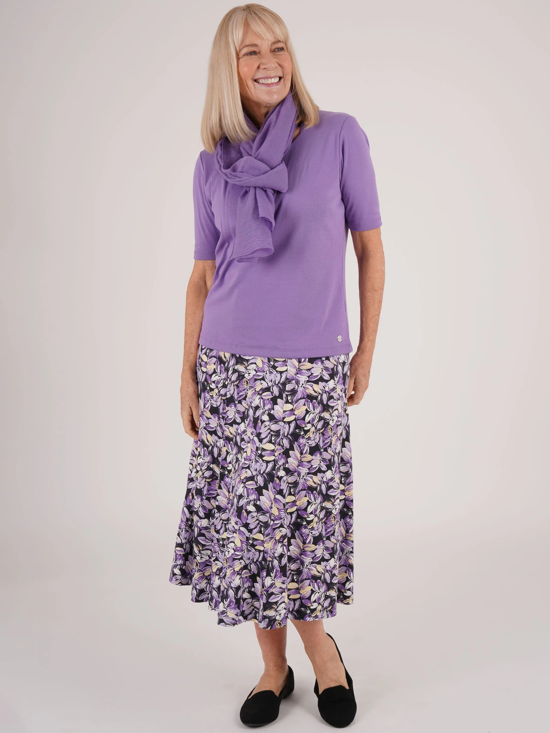 TIGI 14/16 Short Lilac Impressionist Floral Skirt - T25-32ES