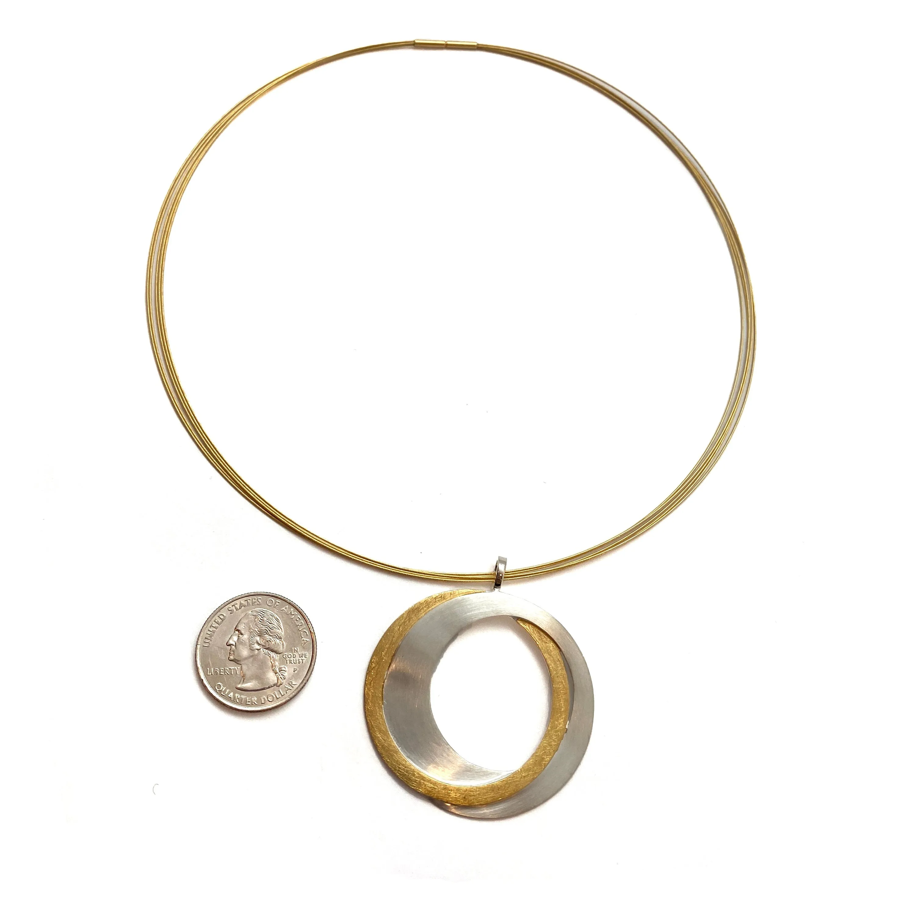 Two Tone Interlocking Circle Necklace - Cable