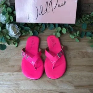 Wild Pair  Fantasia Patent Embellished Flat Sandals Pink 6.5 Medium (B M)