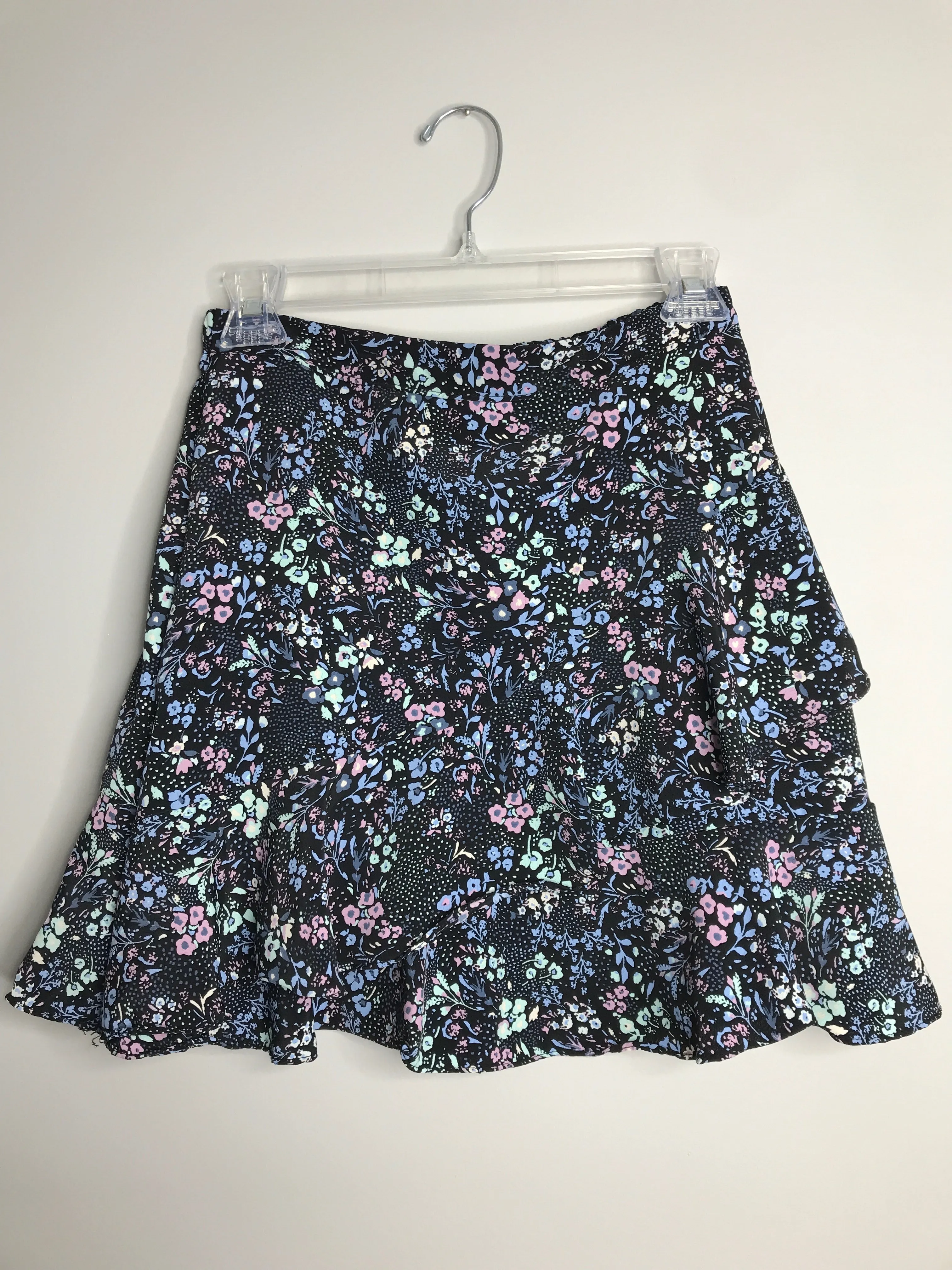 Womens Size Sm Misses Black Altar'd State Skirt