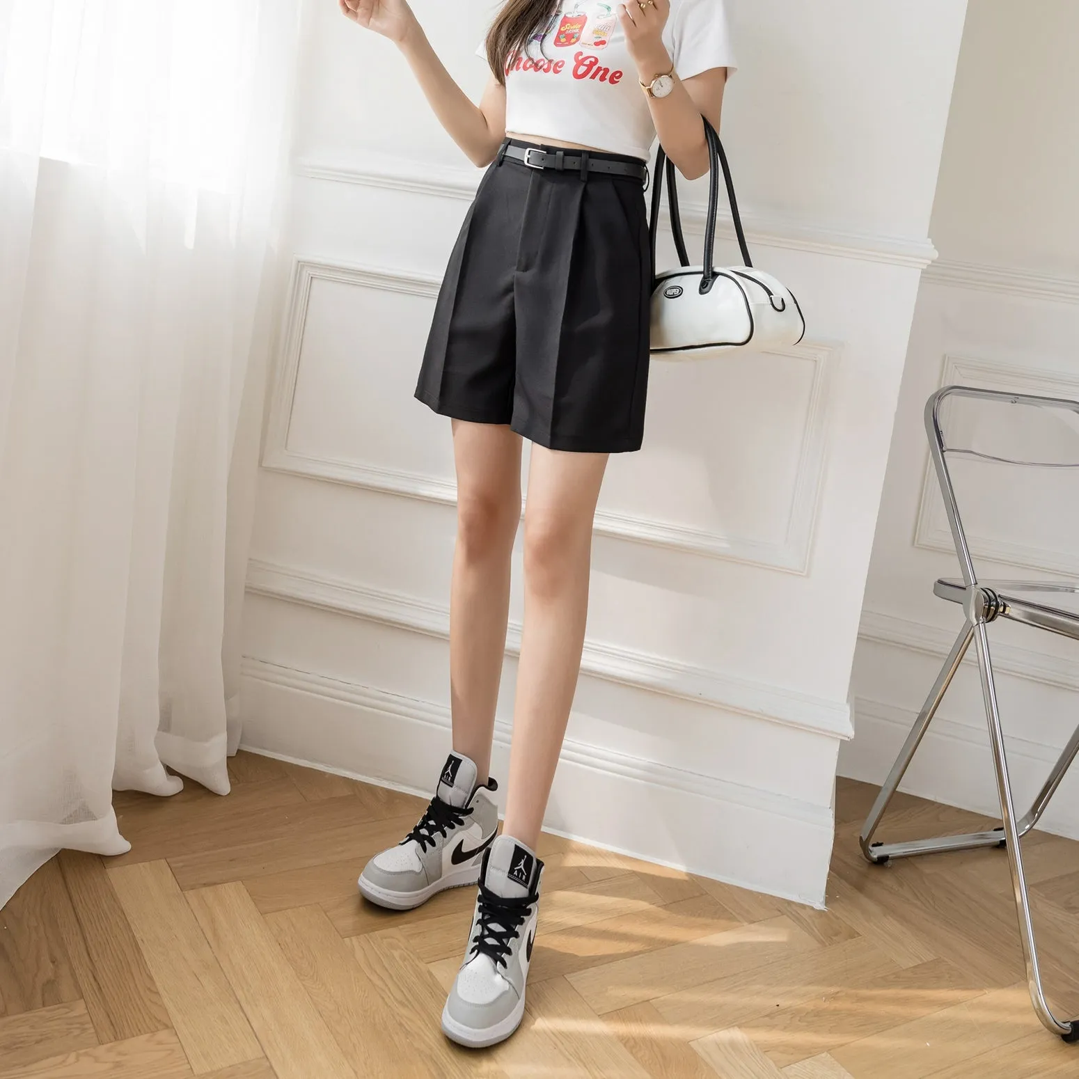 Women's Slimming Solid Color Chino Shorts for a Casual Look