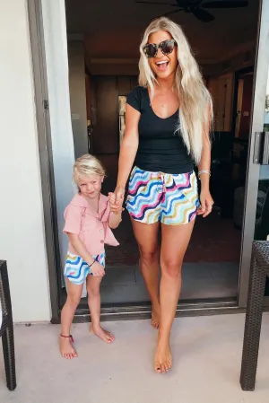 Zhy Rainbow Shorts Mama